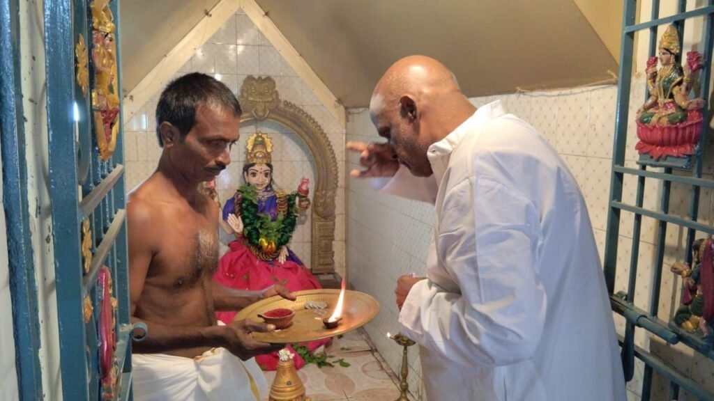 దైవ ఆశీస్సులతో మాచర్ల వారిపాలెంలో సంక్రాంతి వెలుగులు ప్రసరించాలి