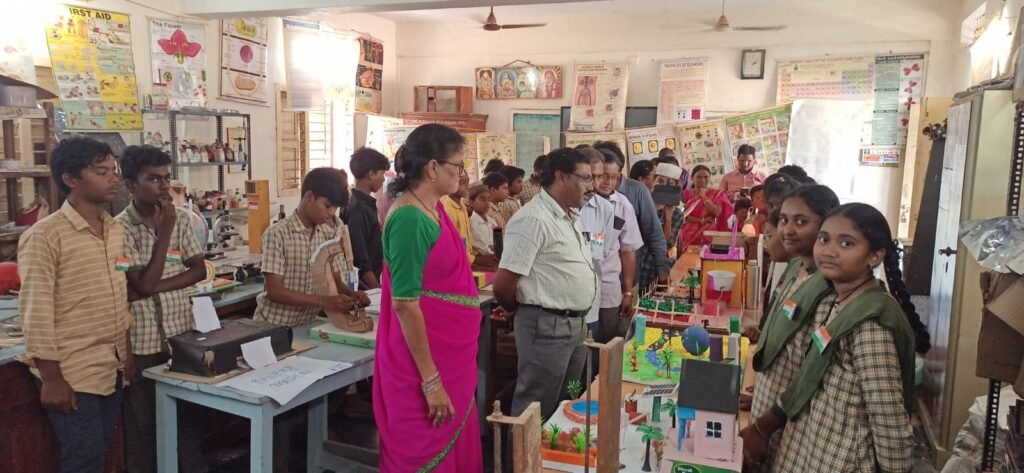 కోటలోని ఏవికేఆర్ ఉన్నత పాఠశాలలో ఘనంగా జాతీయ సైన్స్ దినోత్సవం