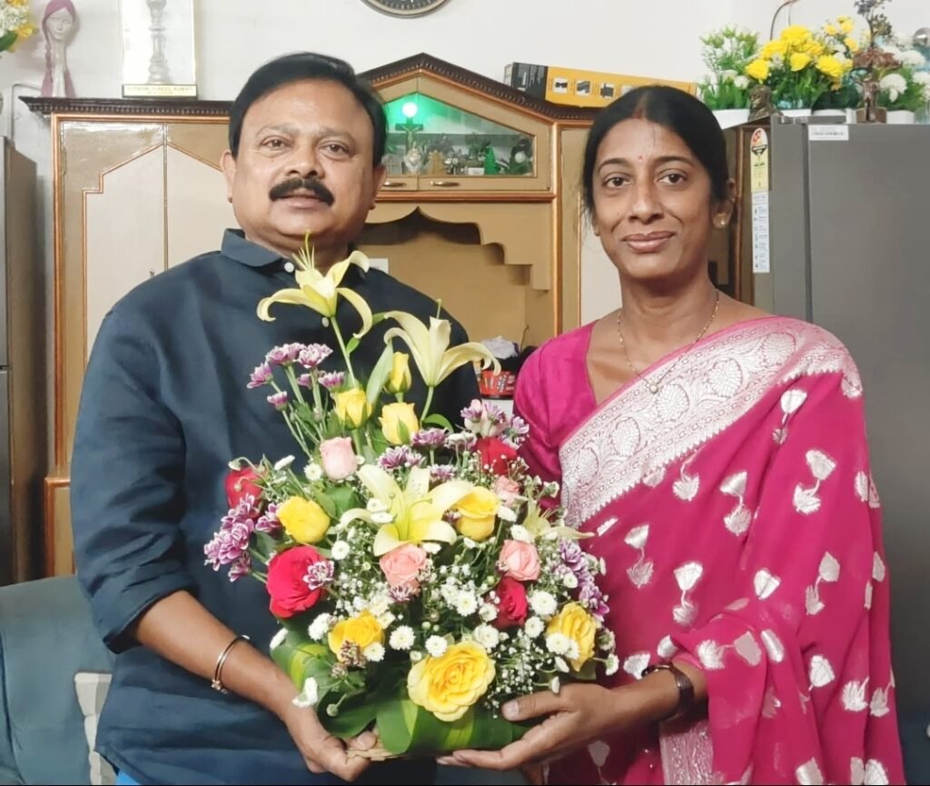 ఎమ్మెల్యే పాశిం సునీల్ కుమార్ కు శుభాకాంక్షలు తెలిపిన గండవరం సుష్మారెడ్డి