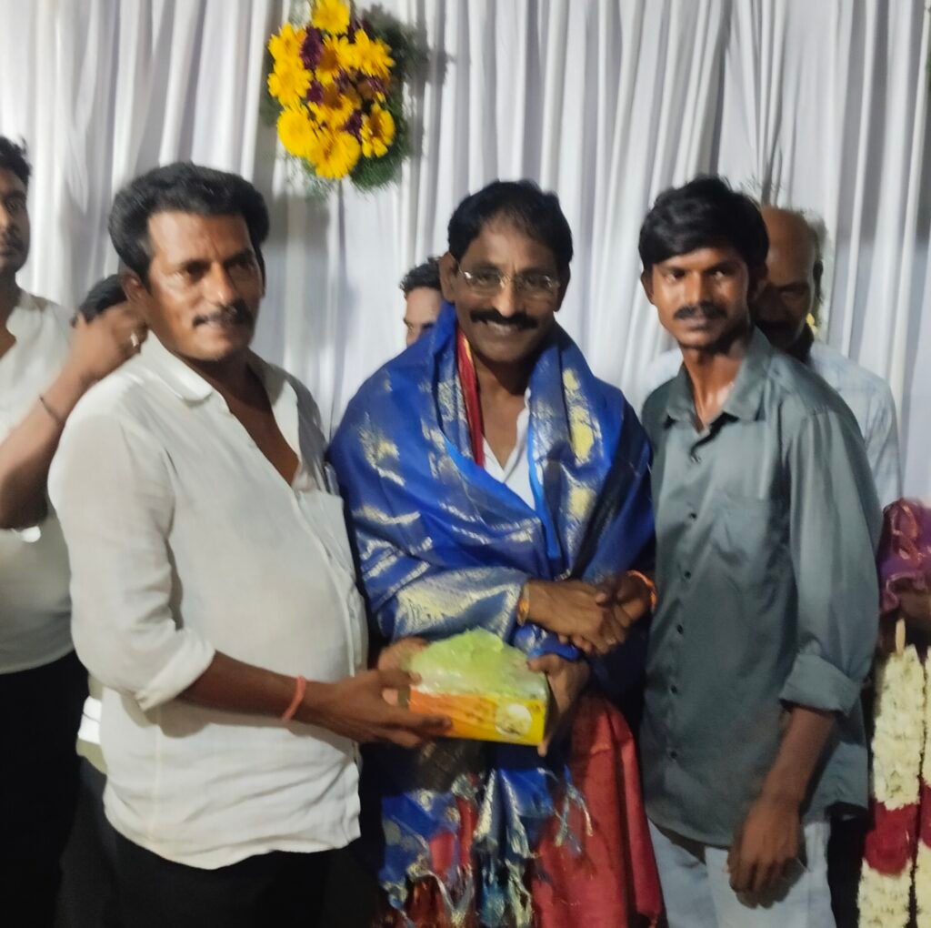 *నెల్లూరు మోహన్ రెడ్డి జన్మదిన శుభాకాంక్షలు తెలిపిన పల్లెమల్లు వెంకట కృష్ణారెడ్డి*