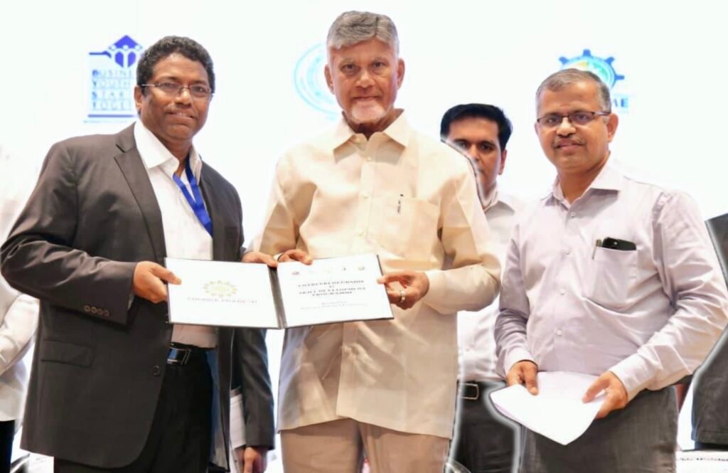 దివ్యాంగ యువతను పారిశ్రామికవేత్తలుగా తీర్చిదిద్ధేందుకు శిక్షణ- శ్రీసిటీ ఎండీ