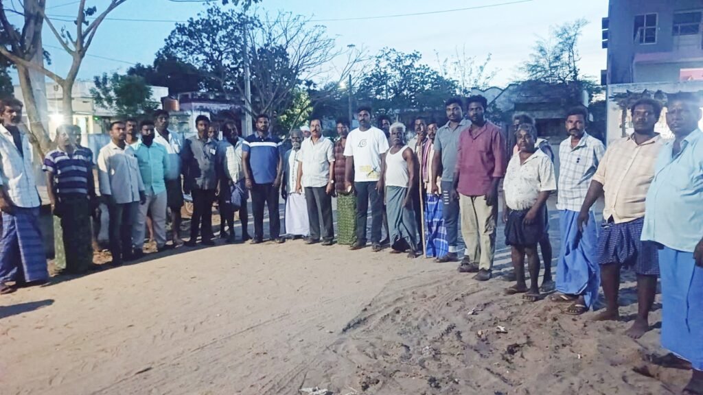గోవిందపల్లి గ్రామంలో టిడిపి నాయకులు విస్తృత పర్యటన
